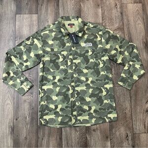 Airwalk Work Button Down Shirt Olive Green Camo Men’s Size S